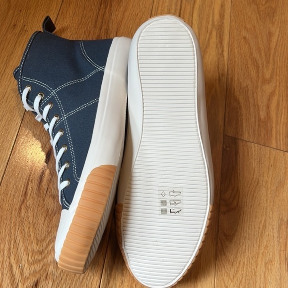 New in box- J. Crew Classic high top sneakers blue Sz 9 - Picture 9 of 9